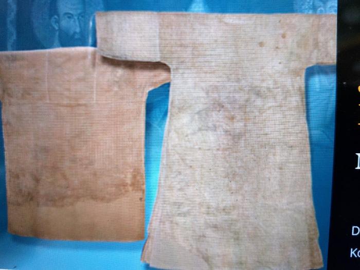 Kiderült, hamis apostoli ruhákat állítottak ki a Vatikáni Múzeumban