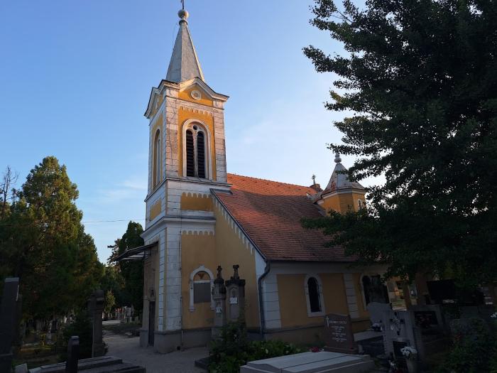 Titokzatos kriptát találtak a keszthelyi Szent Miklós-kápolnában